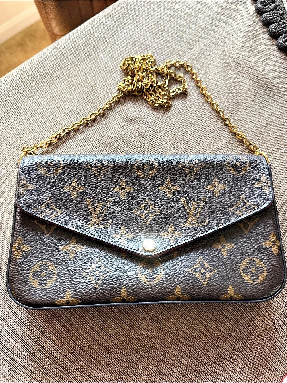 Louis Vuitton Félicie Pochette Monogram Crossbody Brown & Pink